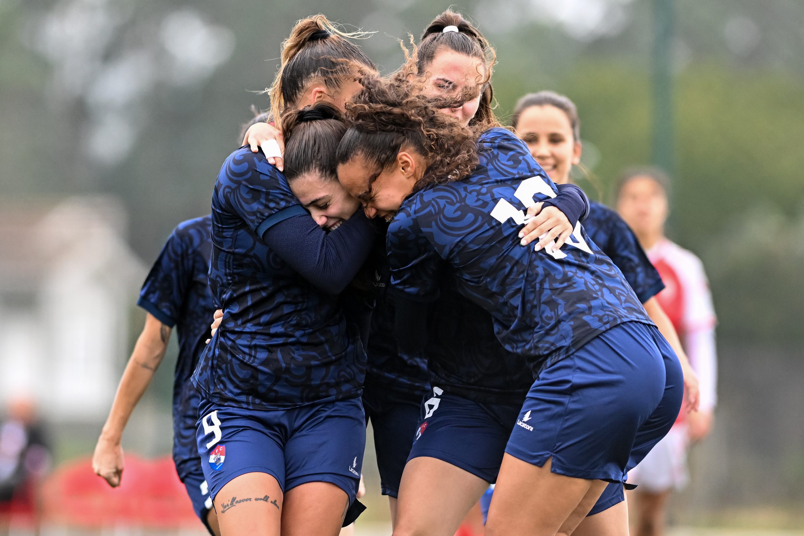 Vitória escapa às gilistas em tempo de compensação no dérbi